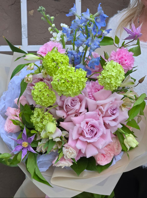 Feel the spring bouquet