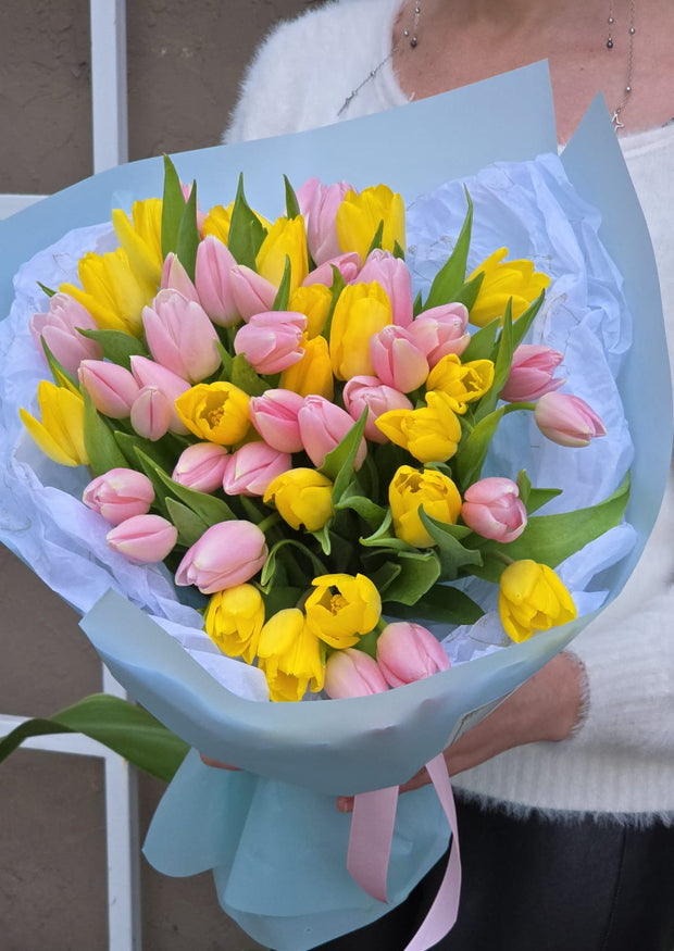 50 Tulips Bouquet